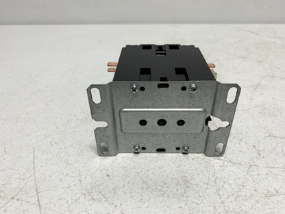 Square D 8910DPA43V09Y244 Definite Purpose Contactor 3 Pole 40 Amp 208/240 VAC