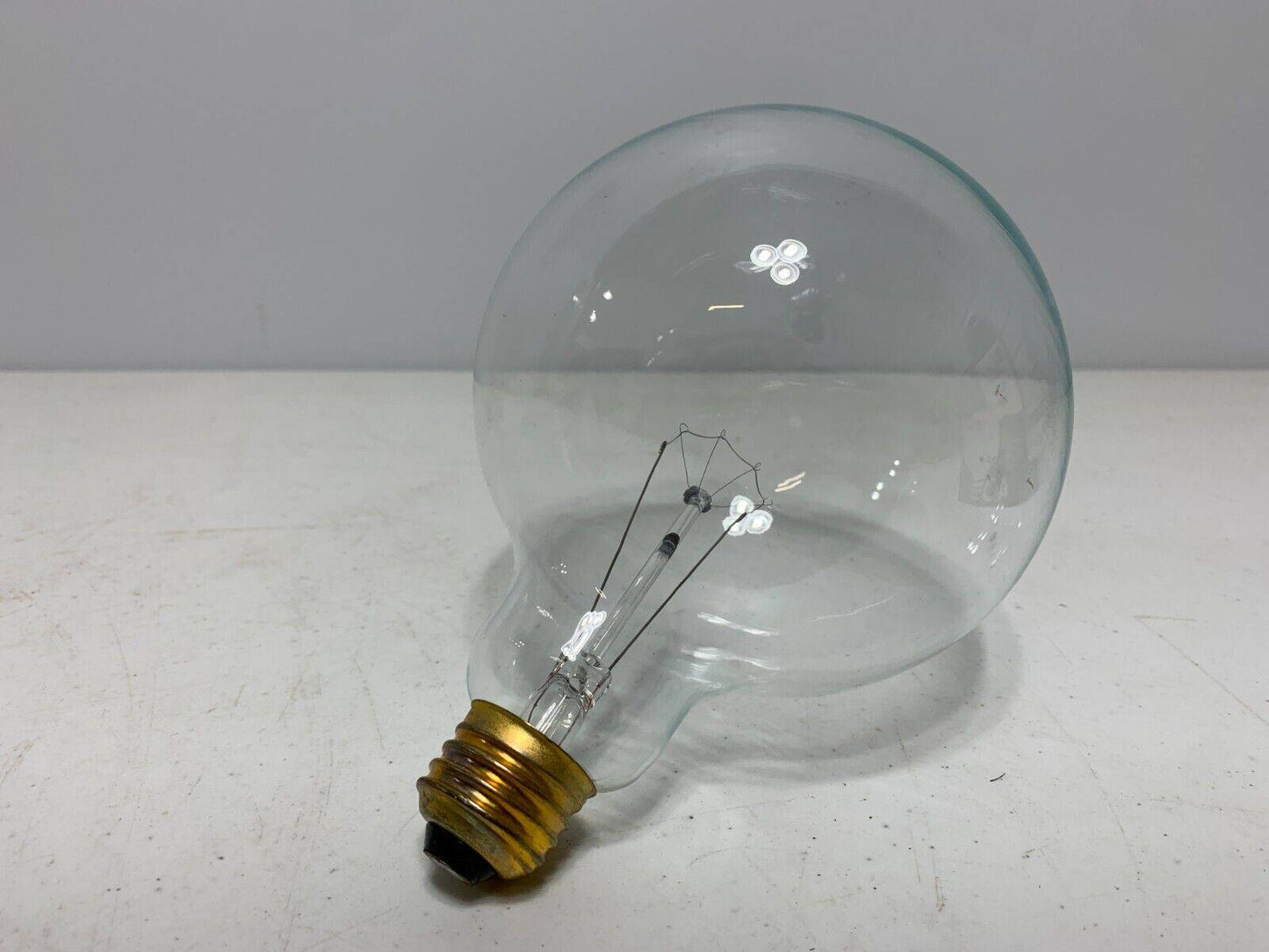 SLI Lighting G40 Globe Bulb Extra Life Clear 40W 130V 61010 (lot of 6) - Chase Surplus