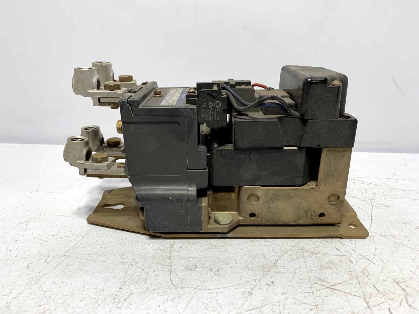 Allen Bradley 702LP-DOD92 2 Pole Contactor 100 Amp