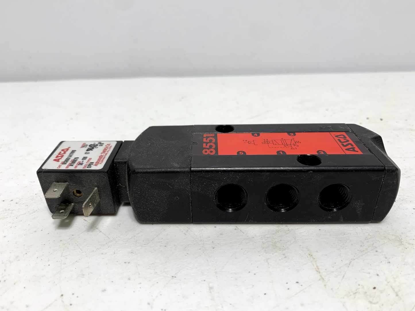 ASCO SC8551A17MS Solenoid Valve 30-150 PSI 2.5W - Chase Surplus