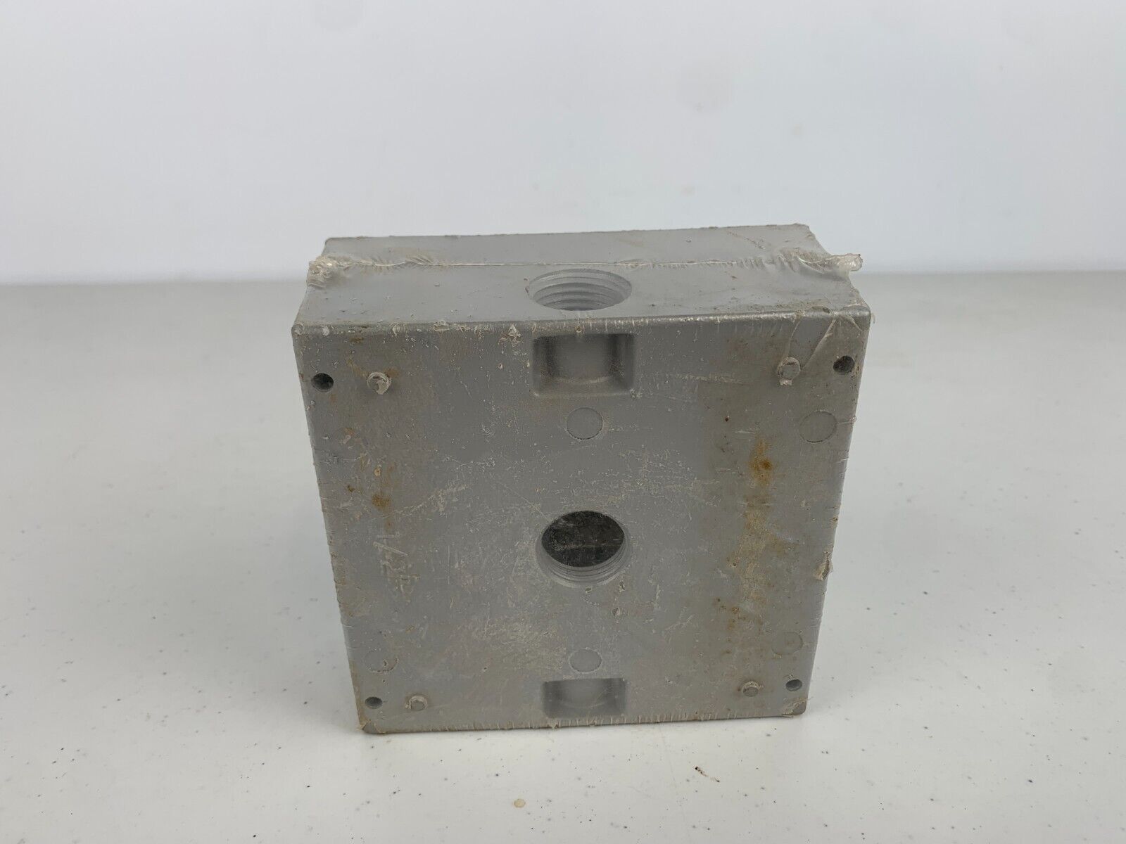 Thomas & Betts Steel City LT11 Outdoor 2 Gang Outlet Box Silver 25069 - Chase Surplus