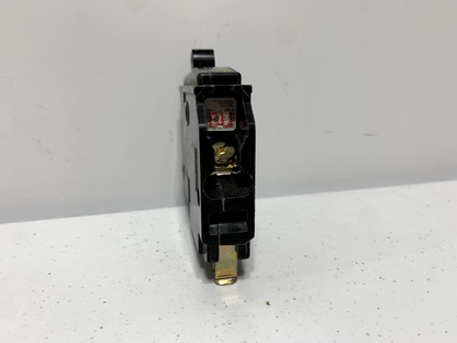 Square D DP-3357 Single Pole Bolt On Circuit Breaker Type QOB 20 Amp 240V