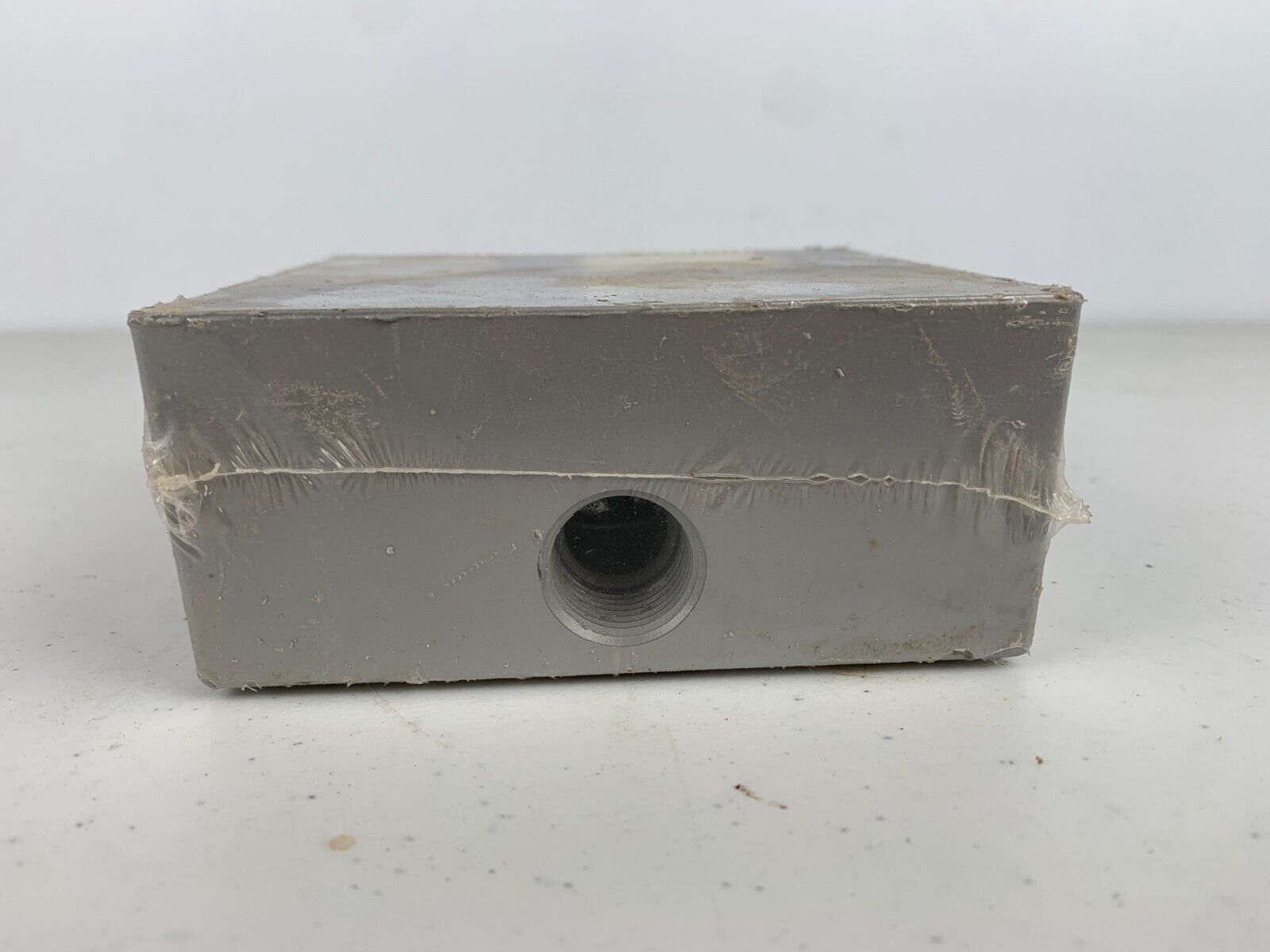 Thomas & Betts Steel City LT11 Outdoor 2 Gang Outlet Box Silver 25069 - Chase Surplus