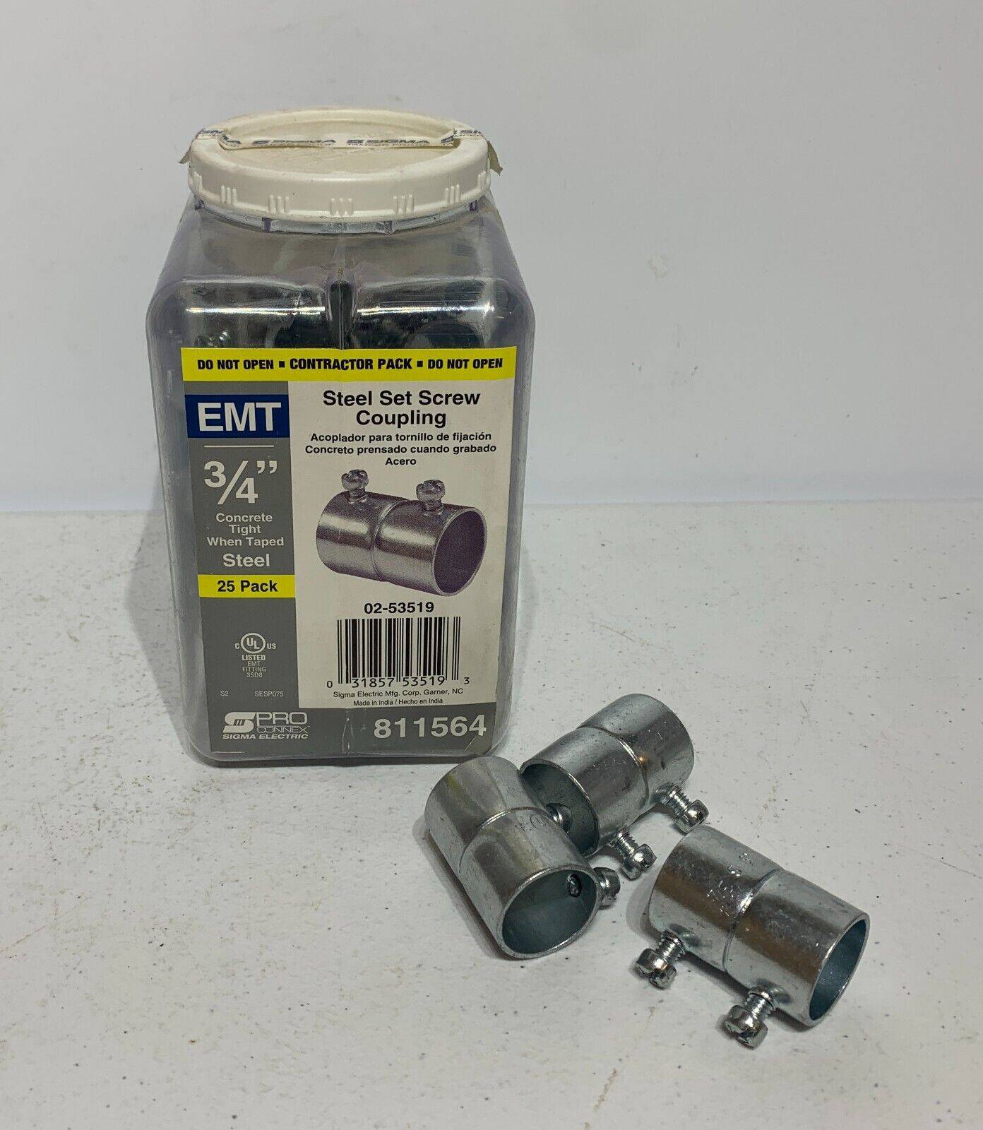 Sigma Electric 02-53519 1/2"  Zinc Set Screw Coupling EMT (Pk of 23) - Chase Surplus