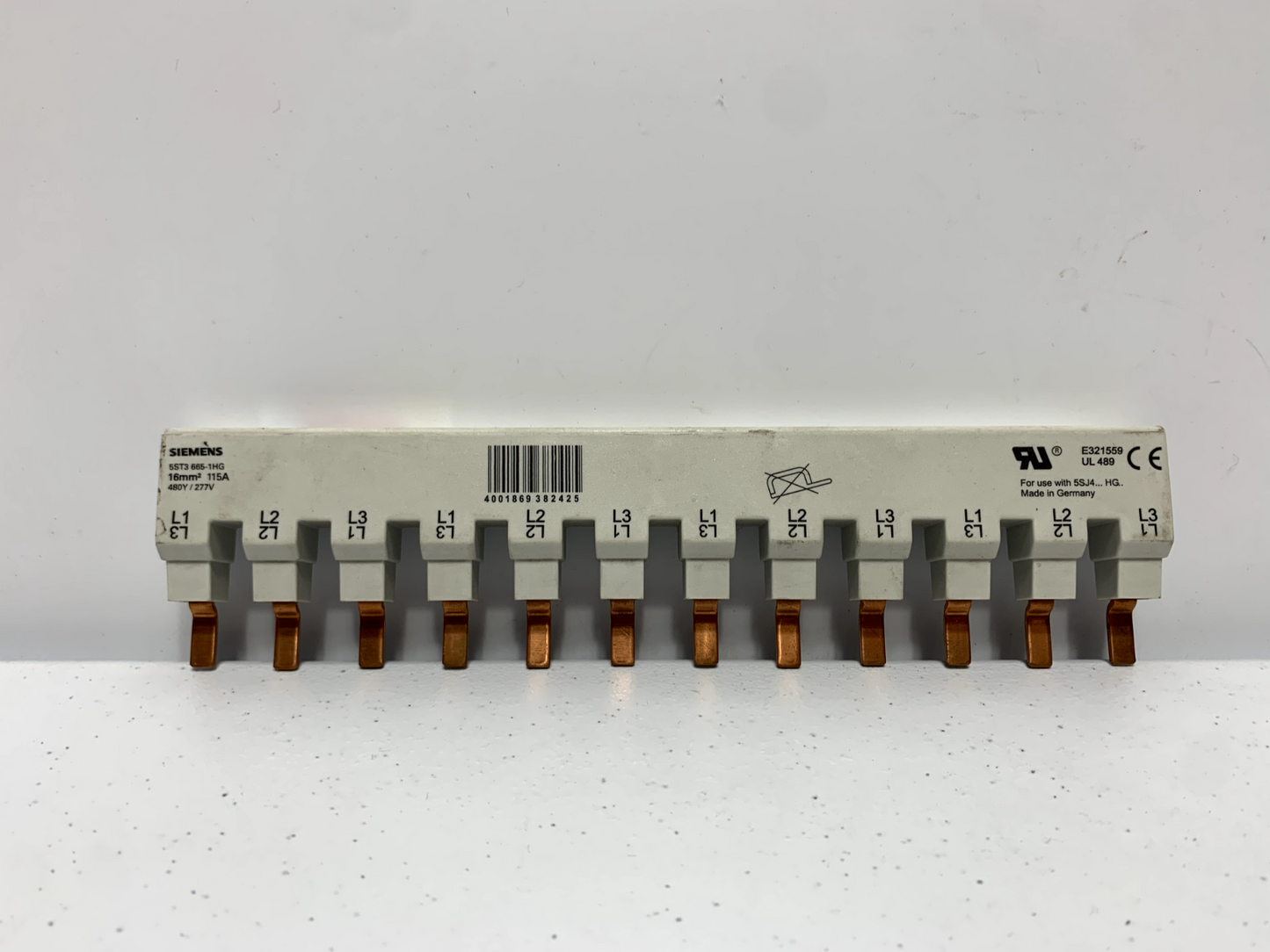 Siemens 5ST3 665-1HG Busbar 115A 277V