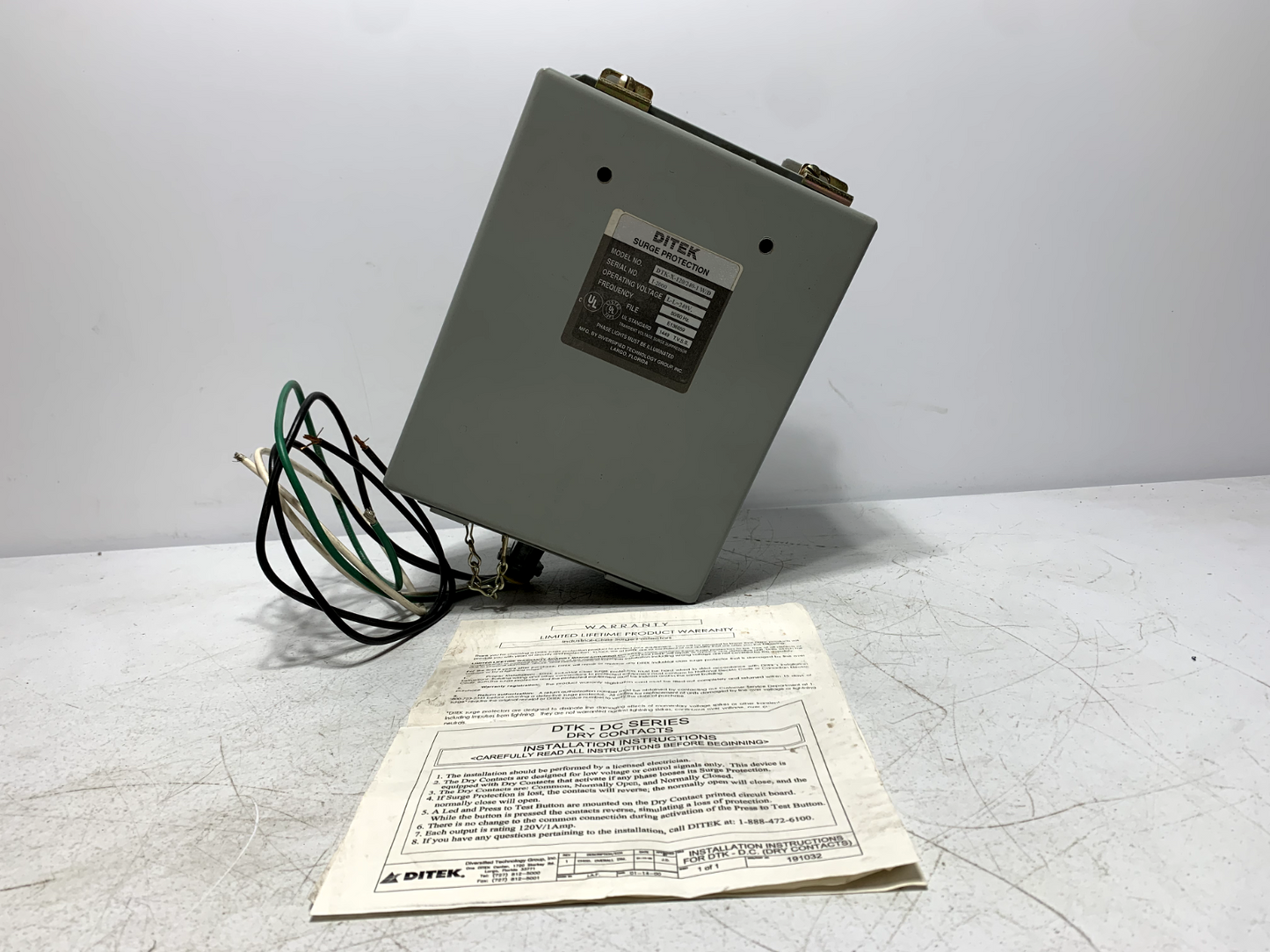 Ditek DTK-X-120/240-1 W/D Surge Protection 240V 50/60Hz I-2000