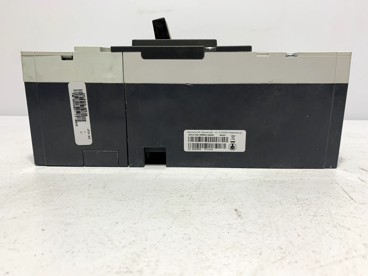 Siemens NJX3T250 Circuit Breaker 250A 600V 3 Pole Type NGJA Frame JG