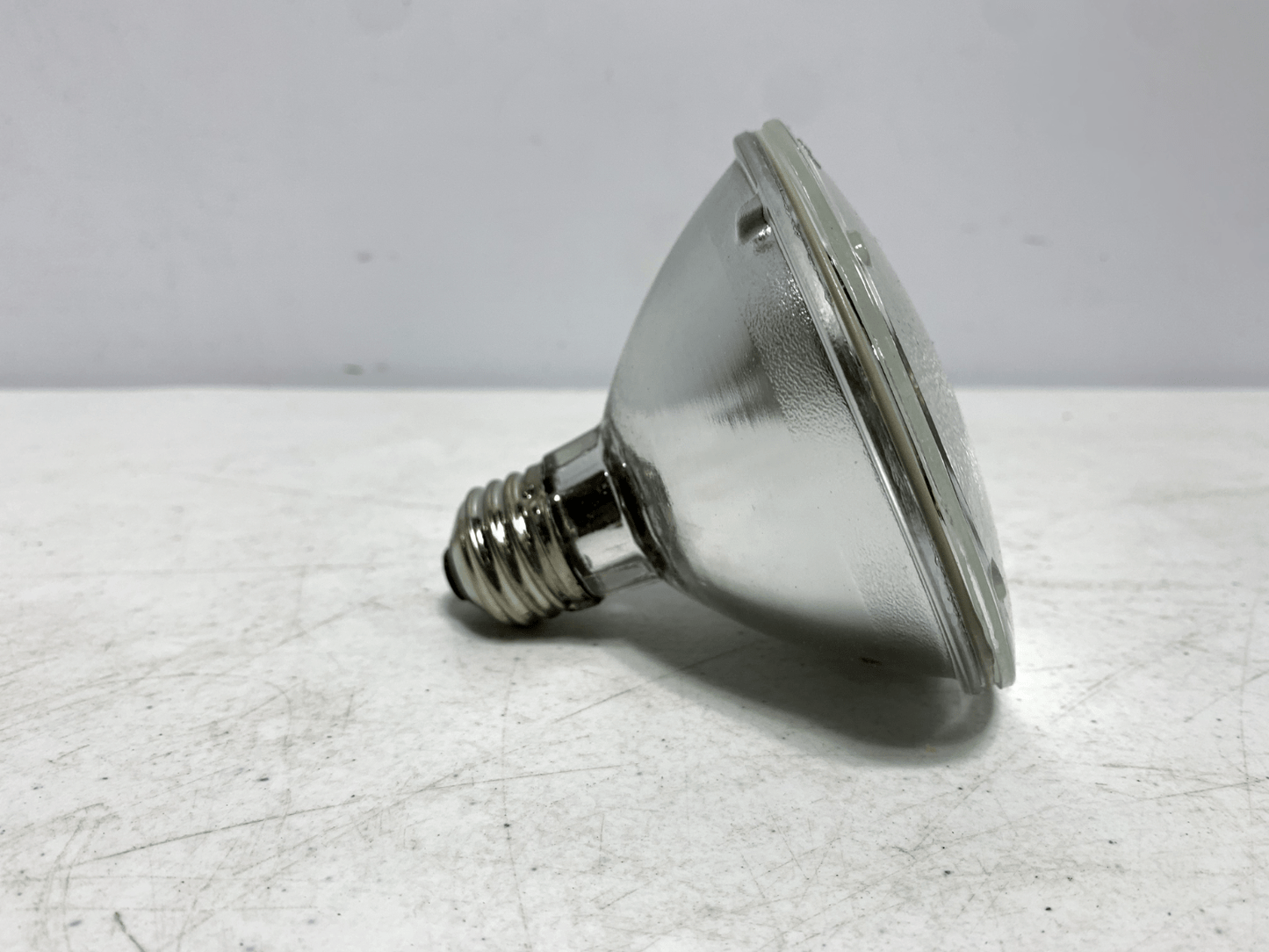 GE 50PAR30/NSP/H Flood Lamp Light Bulb Narrow Spot 50W 120V (lot of 5) - Chase Surplus