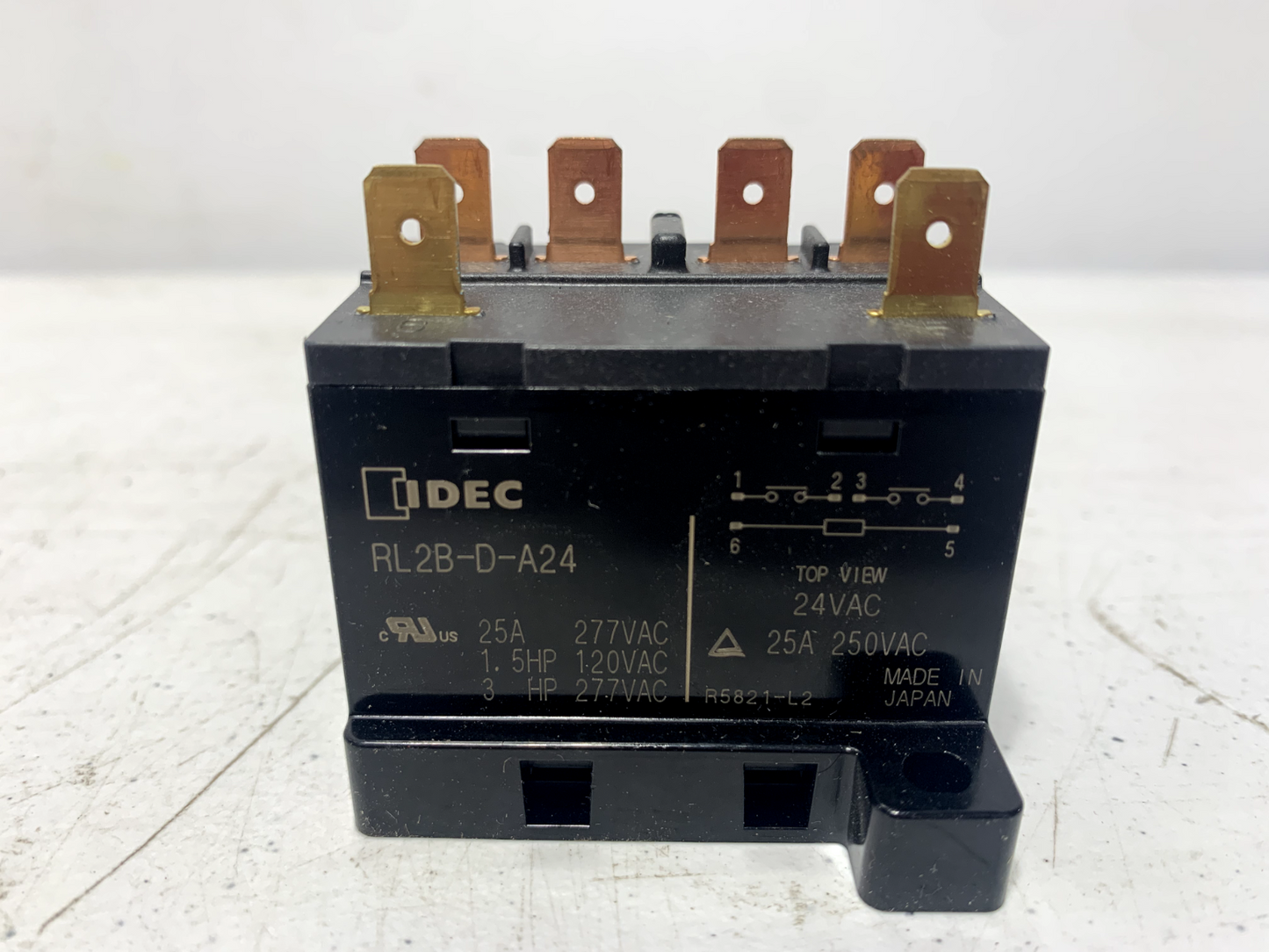 IDEC RL2B-D-A24 Power Relay 2 Pole Quick Connect 24VAC DIN Rail 25A