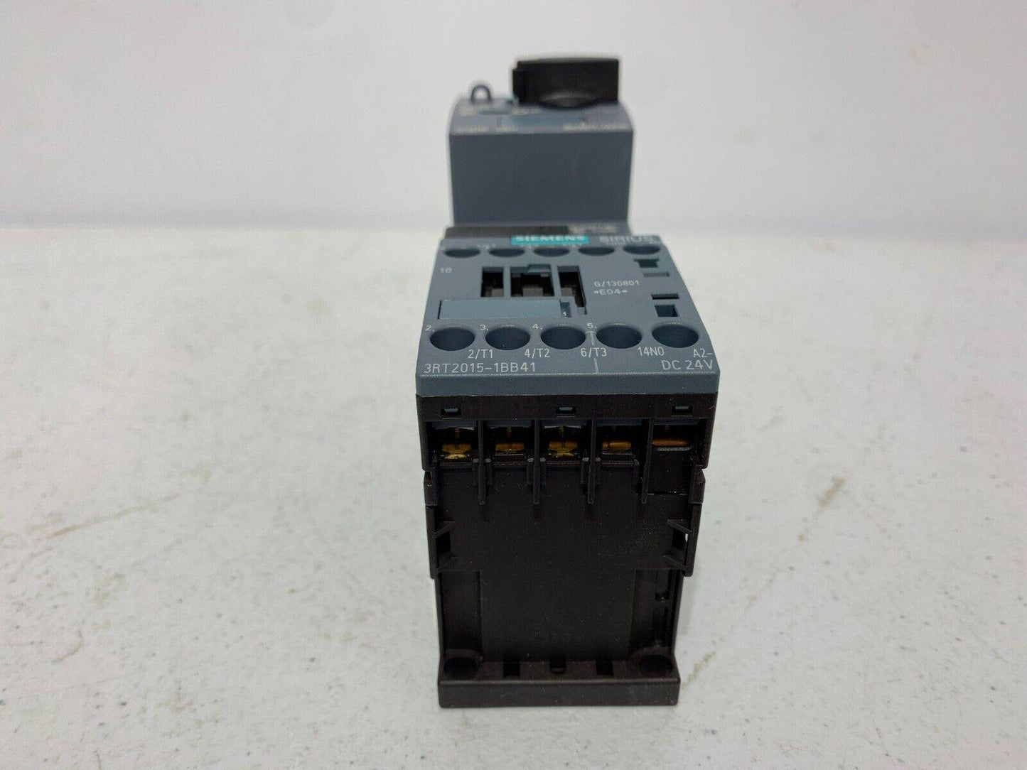 Siemens 3RA21101AA151BB4 SELF PROTECTED COMBINATION STARTER 1.6Amp 24V - Chase Surplus