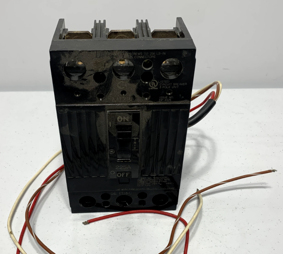 GE THQD32225 Circuit Breaker 225 Amp 3 Pole 240V