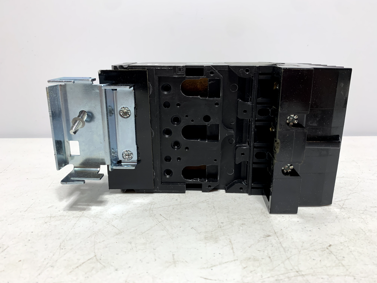 Square D SL100 Circuit Breaker 100A 3 Pole 600V Plug-On Lugs - Chase Surplus