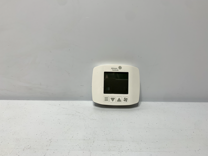 Johnson Controls FCP-PA-701-B Non-Programmable Thermostat for Fan Coils and PTAC