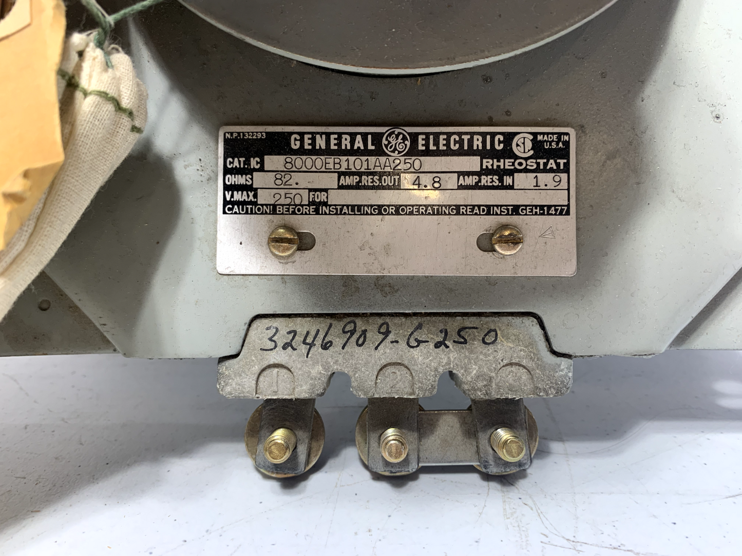 GE 8000EB101AA250 Rheostat 82 Ohms 250 VAC