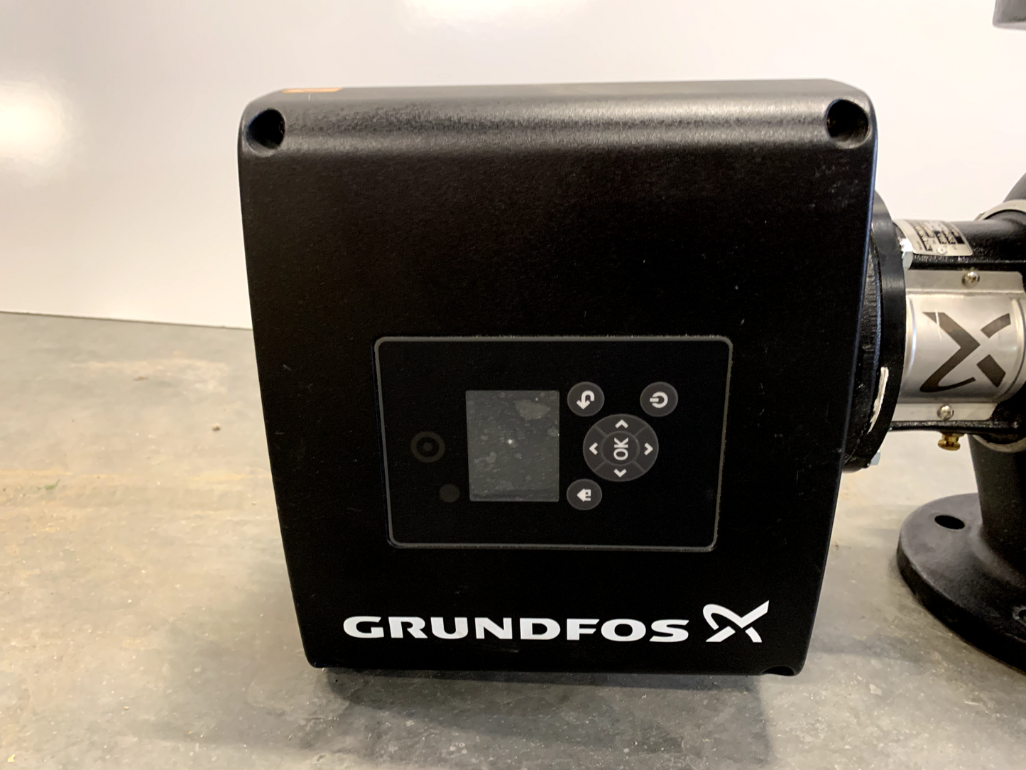 Grundfos TPE3 80-180 S-A-G-A-BQQE-ICB Single Stage In-Line Pump 98819751