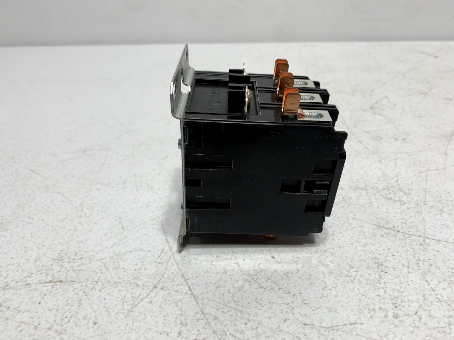 Square D 8910DPA43V02Y244 Definite Purpose Contactor 40 Amp 3 Pole 110/120VAC