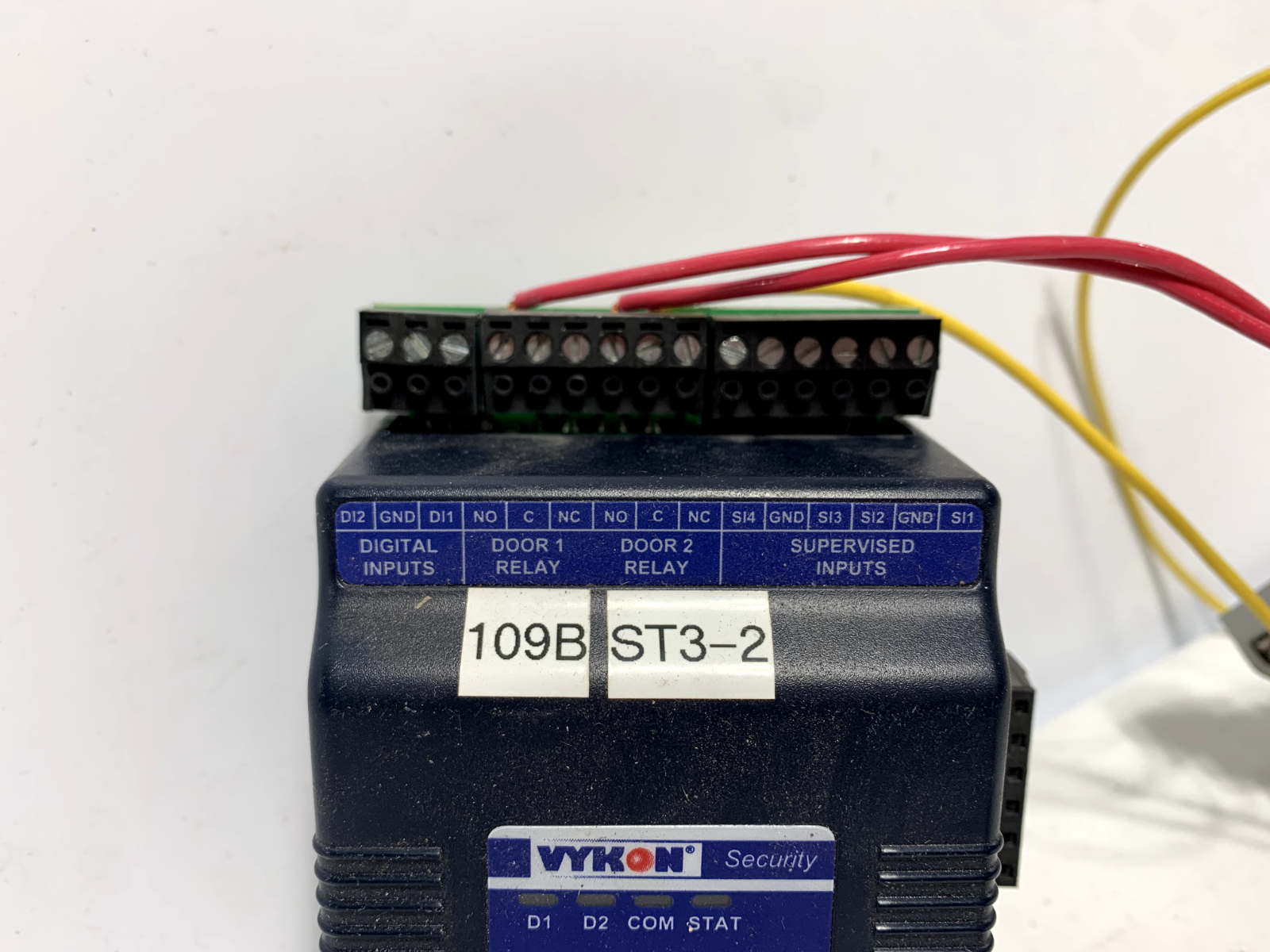 Vykon Security SEC-R2R Security Remote IO Module Niagara 2 Door Card Reader - Chase Surplus