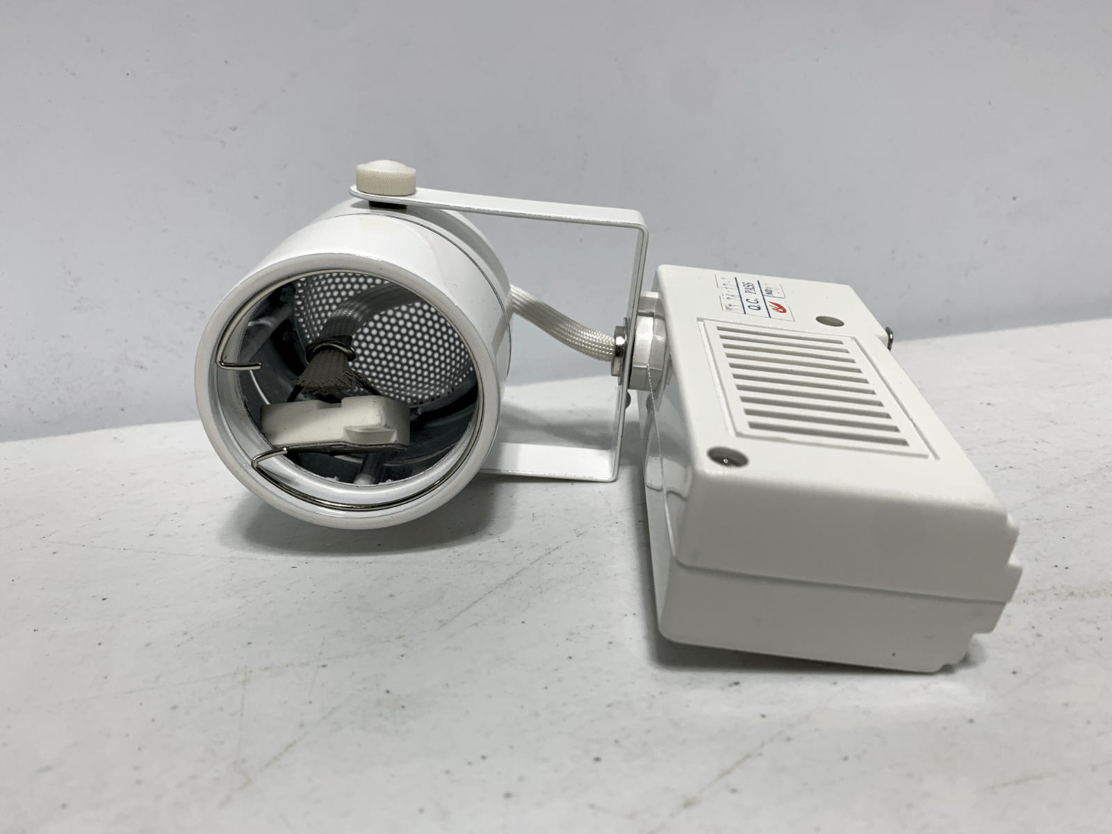 Nora Lighting TL-109W2 Cylinder Track Lighting and Converter Anchorn BTP-12050 - Chase Surplus