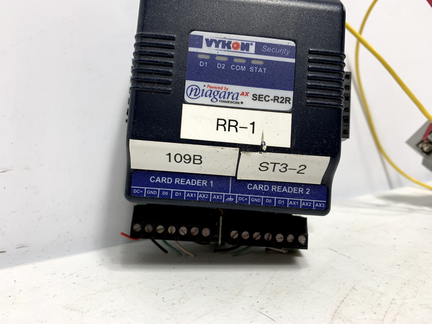 Vykon Security SEC-R2R Security Remote IO Module Niagara 2 Door Card Reader - Chase Surplus