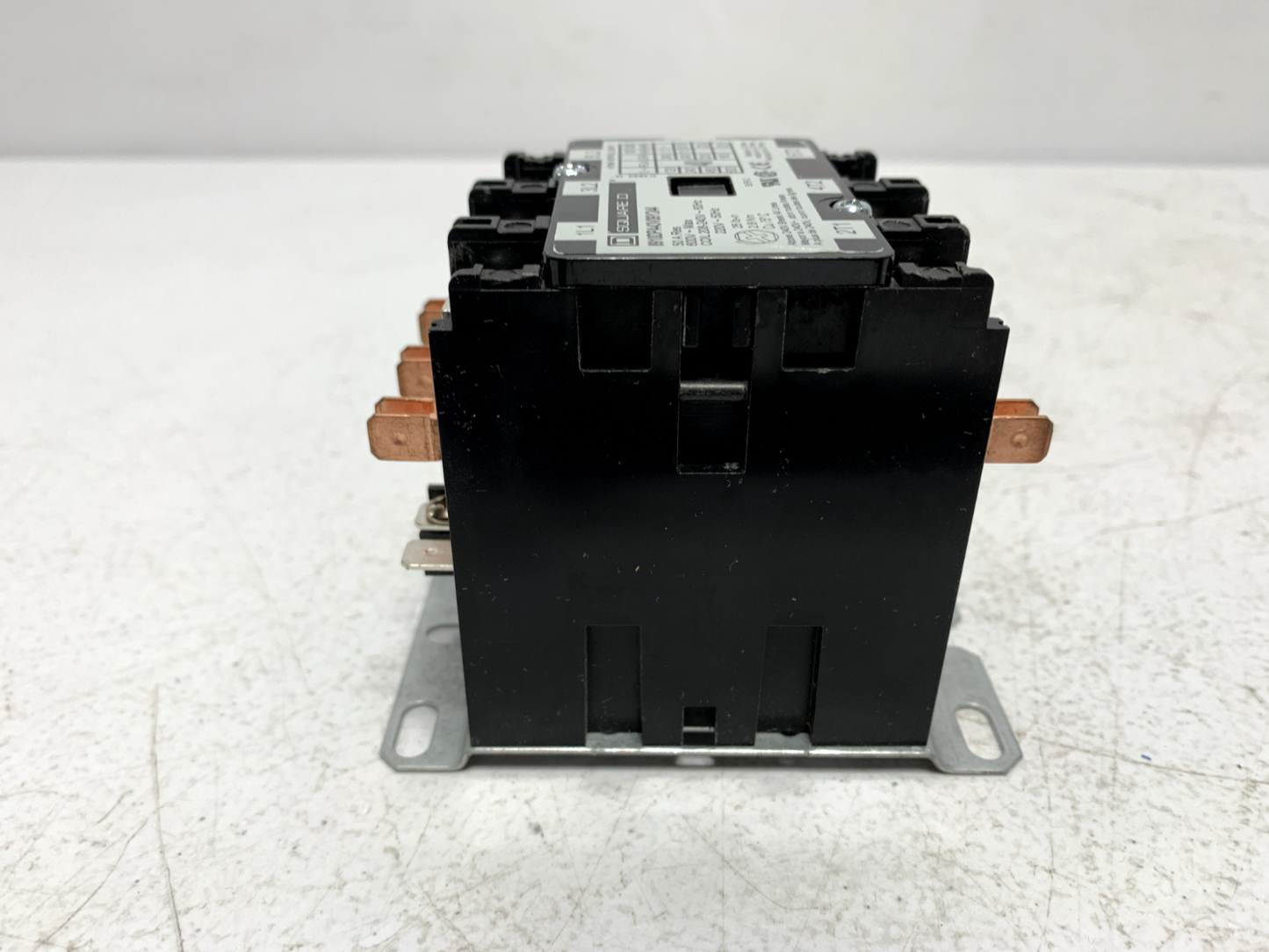 Square D 8910DPA43V09Y244 Definite Purpose Contactor 3 Pole 40 Amp 208/240 VAC