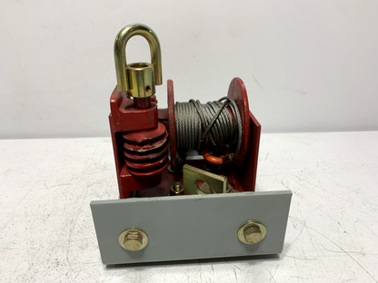 Thern 465 Spur Gear Manual Hand Crane Winch 750LB Capacity w/ Cable & Hook A7528