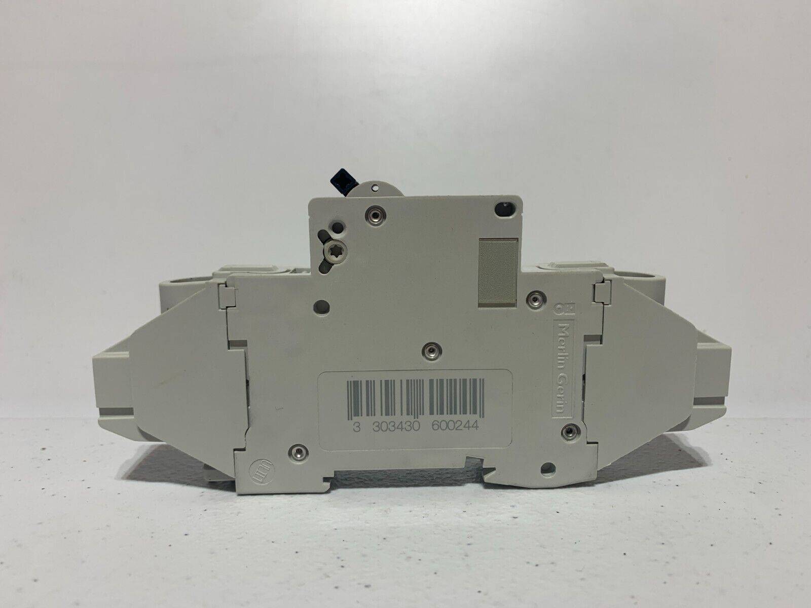 Schneider Electric MGN61339 Multi 9 C60 Miniature Circuit Breaker 277V Unit - Chase Surplus