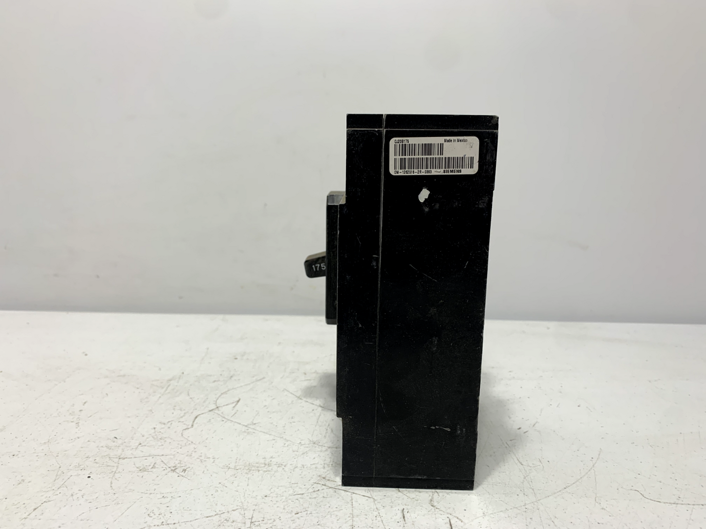 Siemens QJ23B175 Circuit Breaker 3 Pole 175 Amp 240V