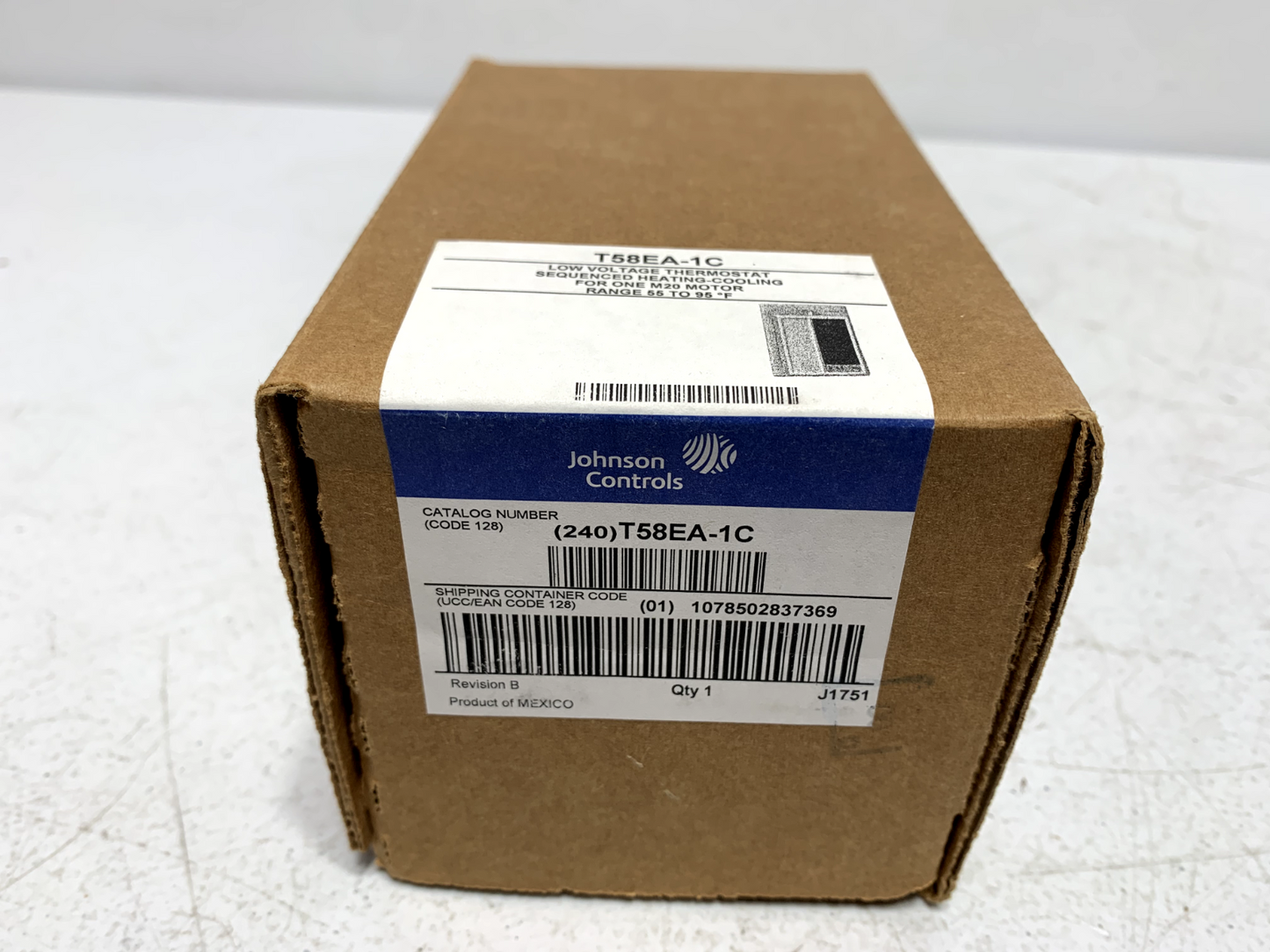 Johnson Controls T58EA-1C Low Voltage Vertical Thermostat 24VAC 55° to 90°F