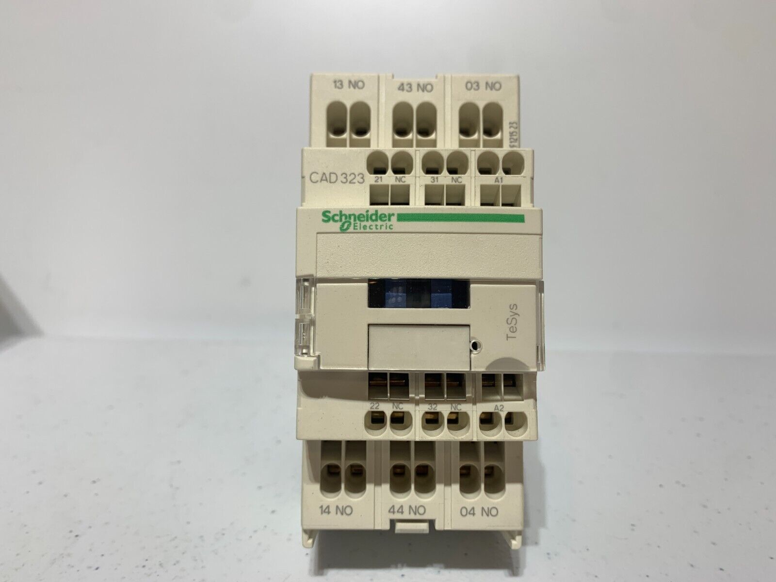 SCHNEIDER ELECTRIC CAD323G7 / CAD323G7 Control Relay - Chase Surplus