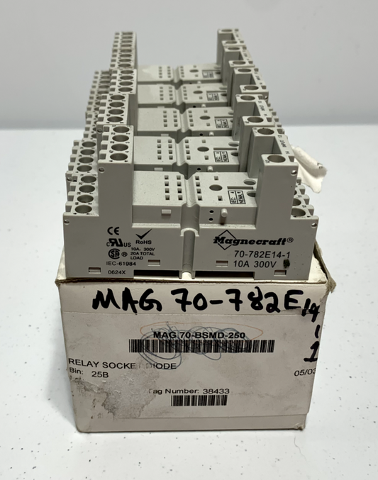 Magnecraft 70-782E14-1 Relay Socket DIN Rail Mount 10A 300V 70782E141 (lot of 5)