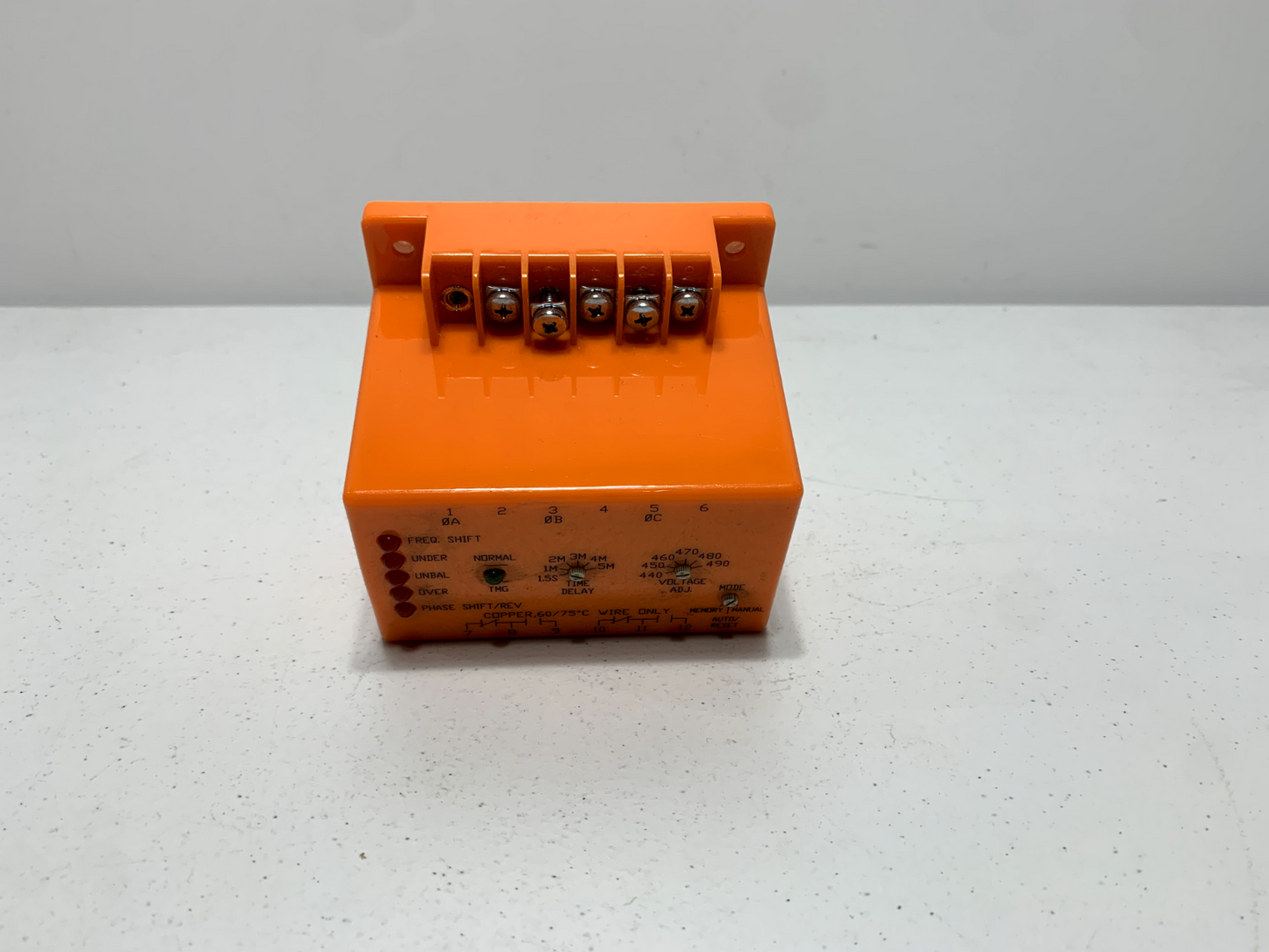 Diversified Electronics SLM-440-ASE Phase Monitor 3 Amp 600V