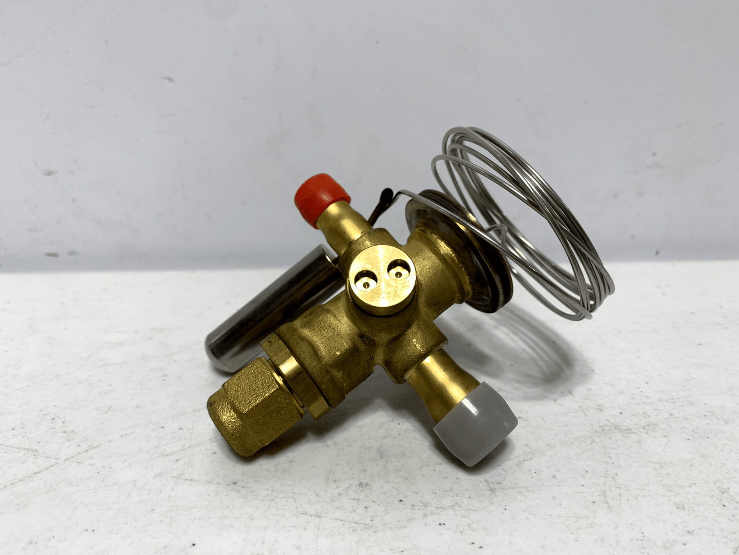 Totaline P530-2456 Universal Thermostatic Expansion Valve - Chase Surplus