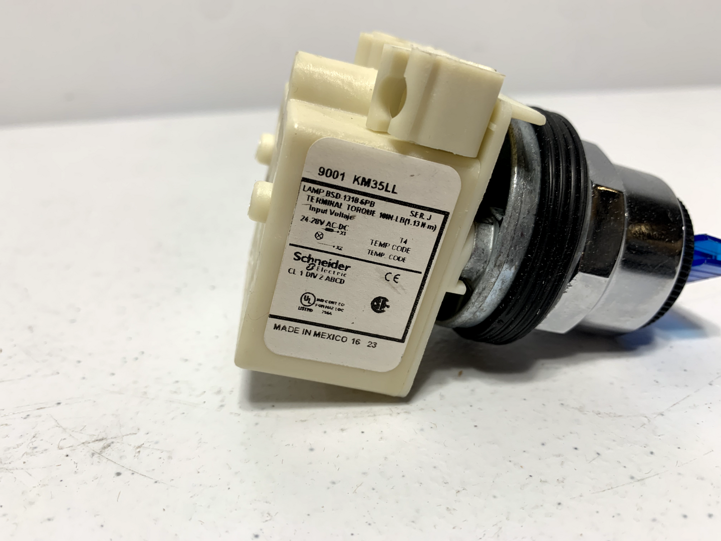 Schneider  Electric 9001K11J35LLL Illuminated Selector Switch (lamp broken)