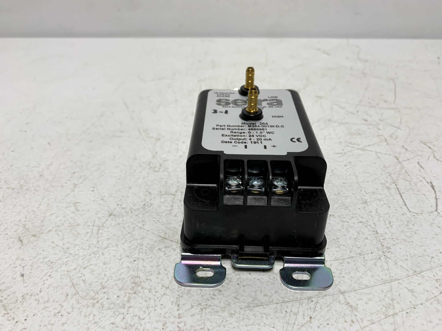 Setra M264-001W-D-C Low Differential Pressure Transducer 24VDC 4-20mA 0-1 WC