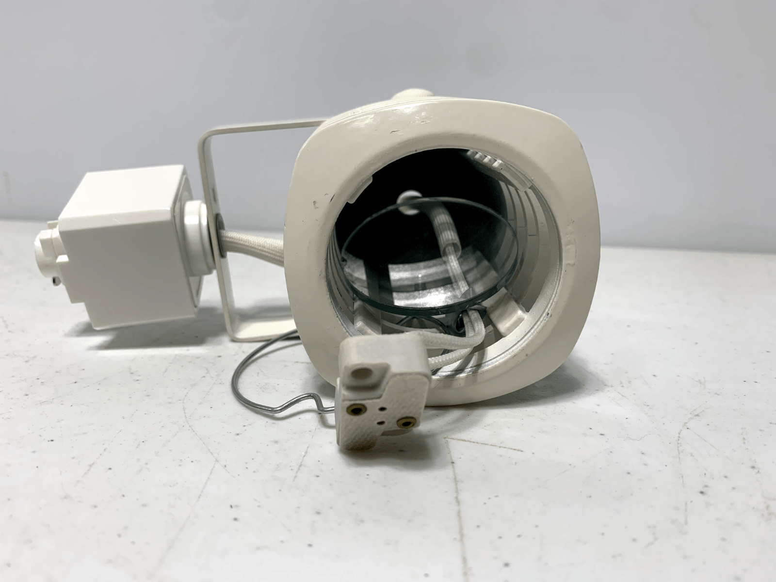 Nora Lighting NTL-2212WH Studio Track Light Continental White w/ Glass Lens - Chase Surplus