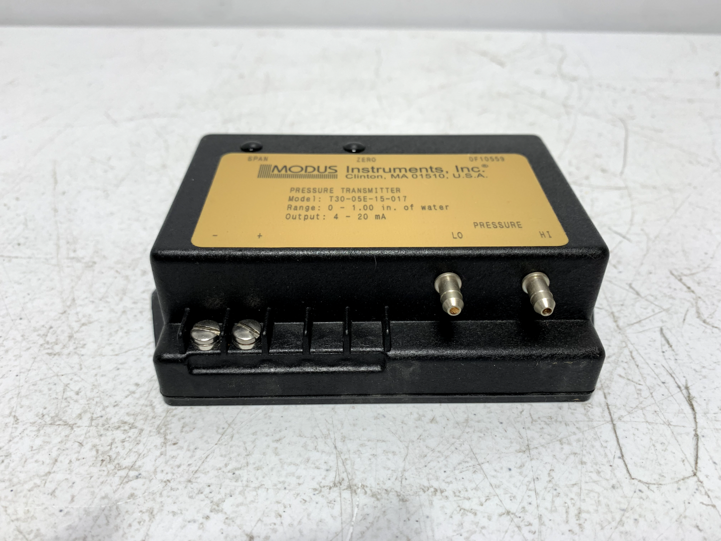 Modus Instruments T30-010 Air Differential Pressure Transmitter 0-1.00 WC 4-20mA