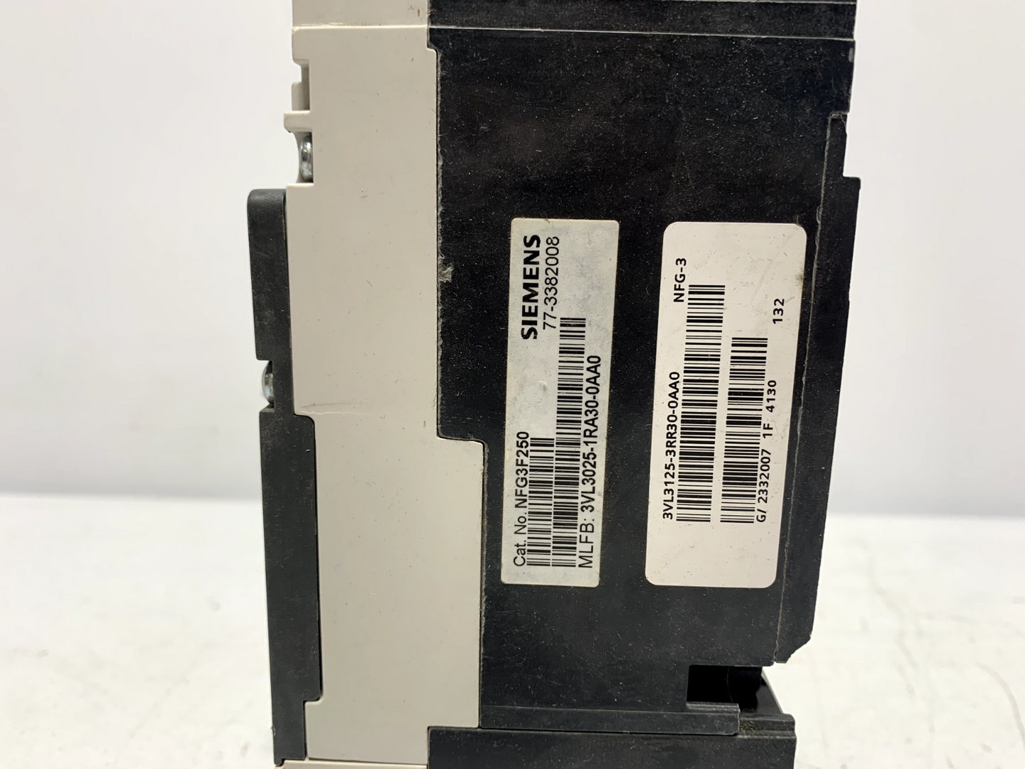 Siemens NFG3F250 Circuit Breaker 250A 600VDC 3 Pole