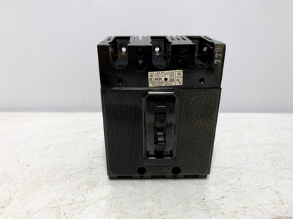 Siemens EE3-B020 Circuit Breaker 20 Amp 240V 3 Pole