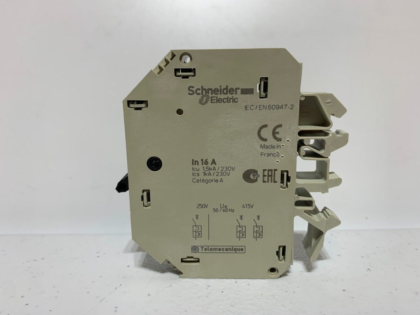 SCHNEIDER ELECTRIC GB2CB21 16A - Chase Surplus