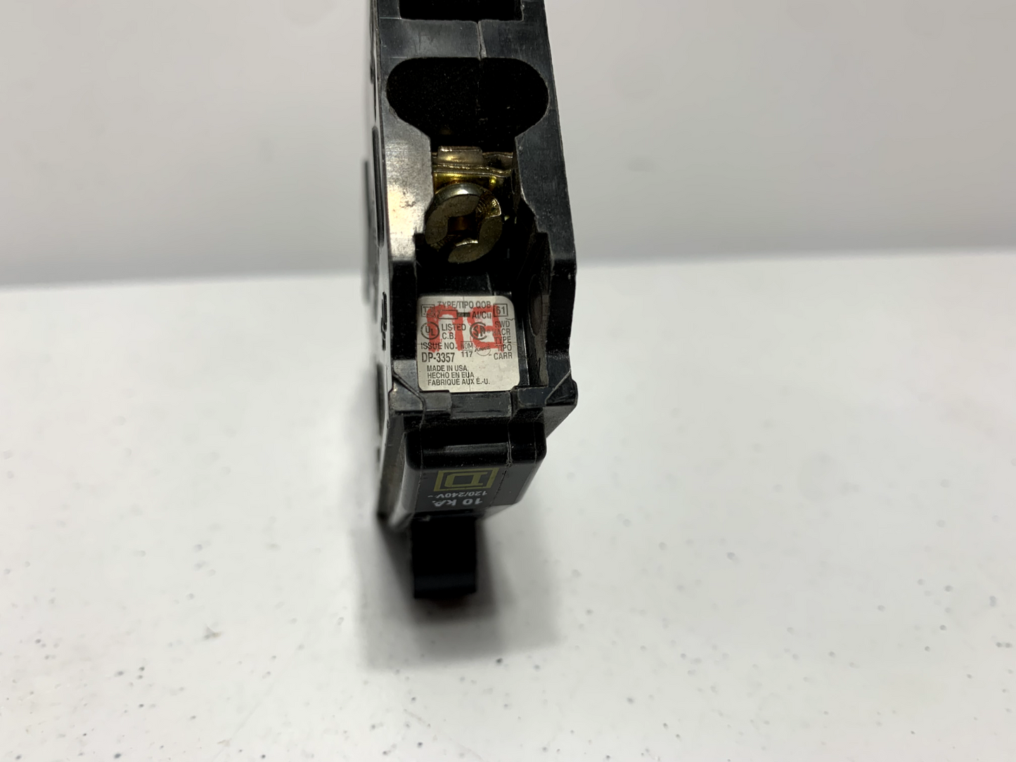 Square D DP-3357 Single Pole Bolt On Circuit Breaker Type QOB 20 Amp 240V