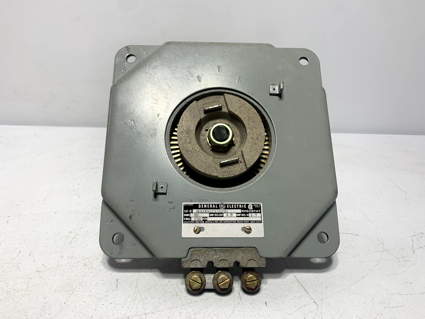 GE 8000EB101AA250 Rheostat 82 Ohms 250 VAC